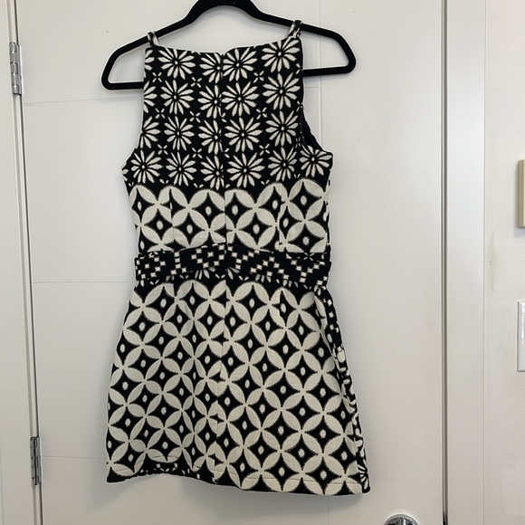 Topshop Sheath Dress - Picture 3 of 7